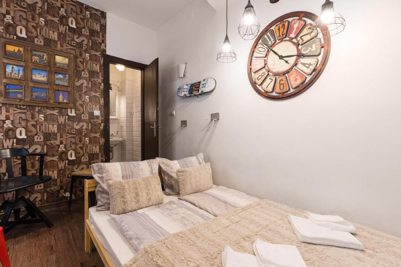 Cheerful Studio Budapest Downtown Экстерьер фото