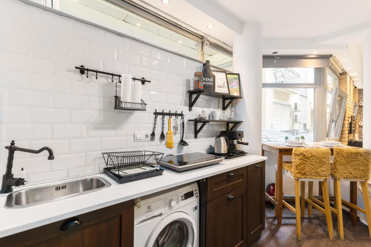 Cheerful Studio Budapest Downtown Экстерьер фото