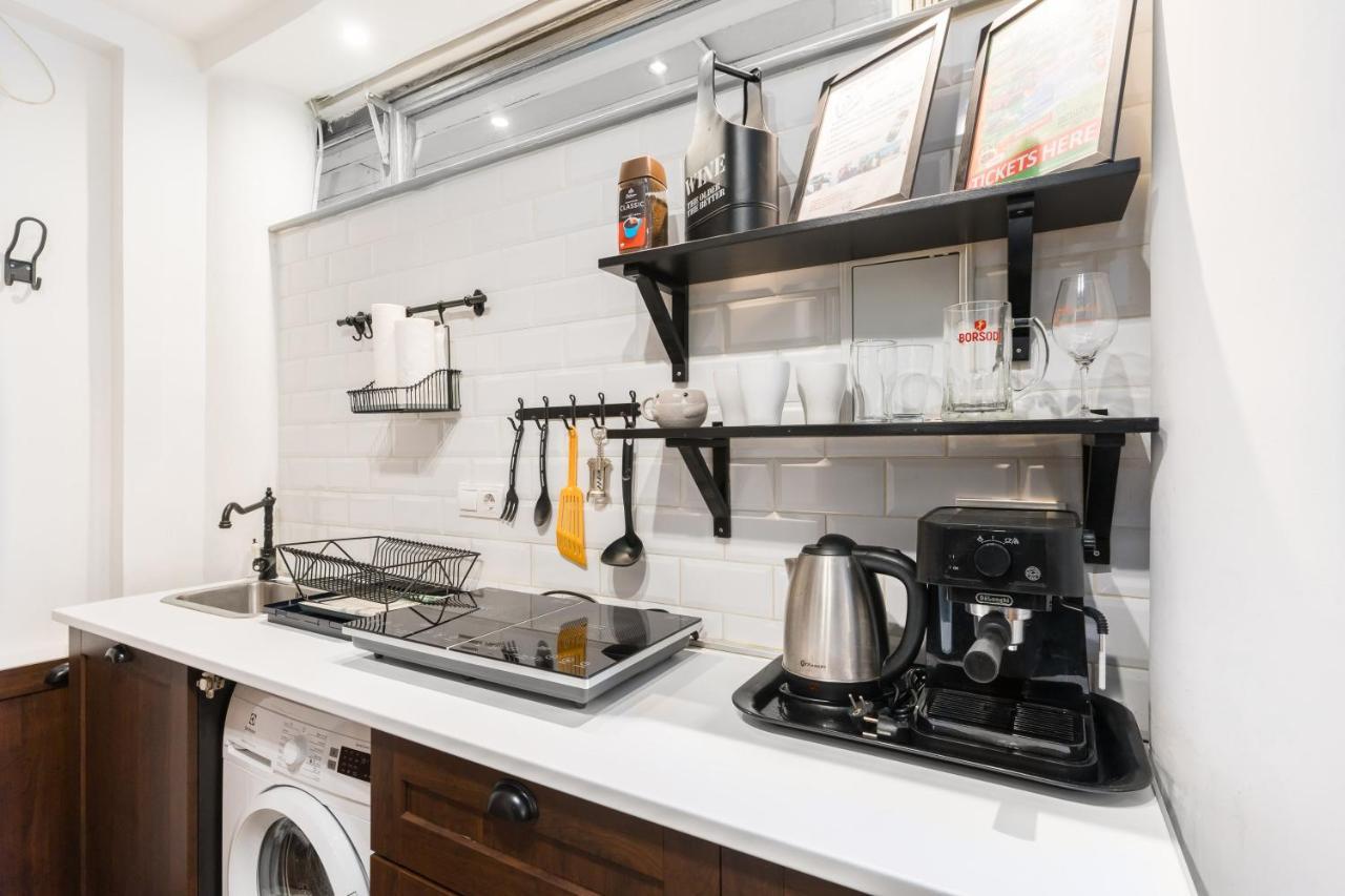 Cheerful Studio Budapest Downtown Экстерьер фото